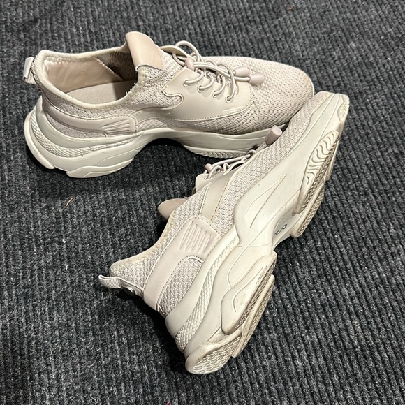 Cushionaire - Picture 2 of 3